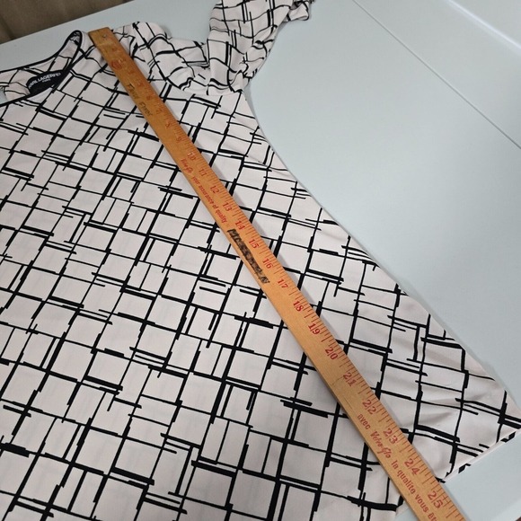 Karl Lagerfeld Womens Long Sleeve Blouse Size Medium White Black Check Career - Picture 10 of 12